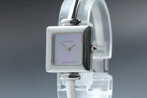 Presque comme neuve - [], montre