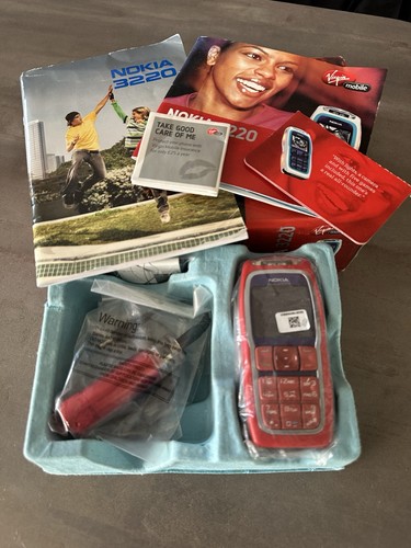 Nokia 3220 express fun - 3220, on