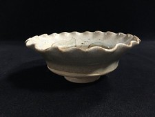 A0610 / Céramique / Plat /