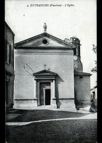 Entraigues eglise avec - (84),