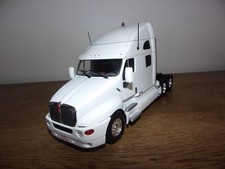 1/43 Ixo Altaya Kenworth T2000