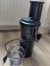 extracteur à jus silvercrest quasi neuf