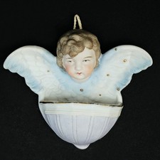 Bassin D'Eau Bénite En