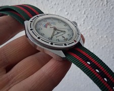 VOSTOK KOMANDIRSKIE "MARINE RUSSE" MONTREFABRIQUEE EN RUSSIE CHISTOPOL 1990-2000