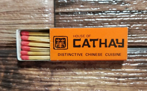 VINTAGE RESTAURANT MATCHBOX