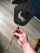 Ancien Ecran à Main