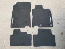 Genuine Renault Kadjar Signature Black Carpet Floor Mats 2015 on