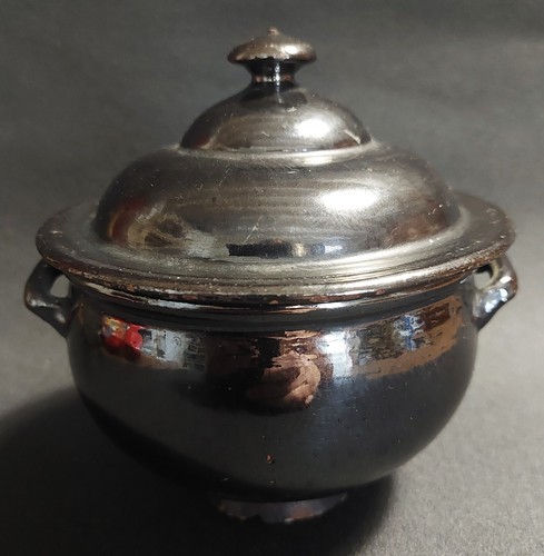 Soupière faïence à - en,