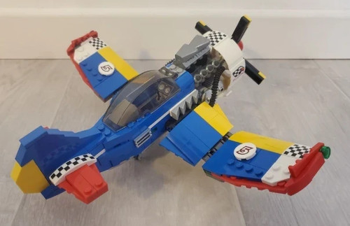 Lego creator 31094 - 1,