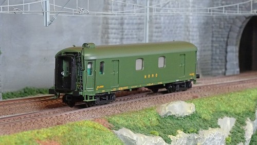 Models 31203 fourgon dd4yi - ls,