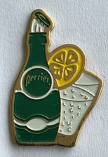 71 - Pin's PERRIER - GLASS AND LEMON SLICER
