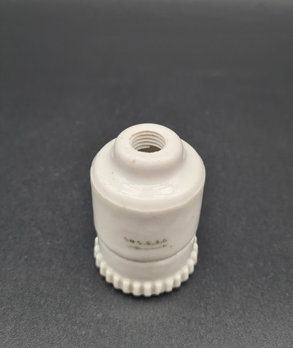 Douille ancienne porcelaine - douille, en
