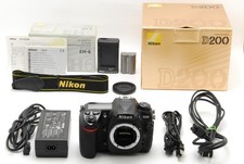 [MINT] Nikon D200 10.2MP Digital SLR Camera Body w/Battery box charger AC JAPAN