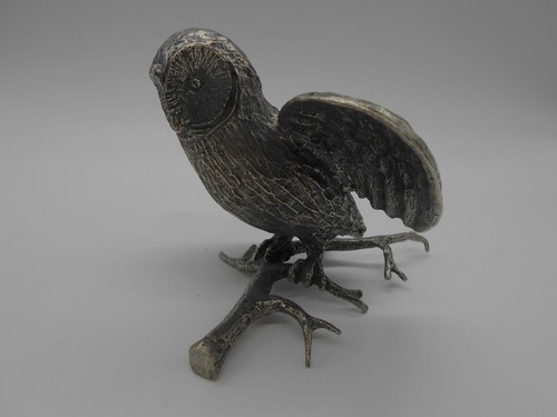 Tres belle figurine - tres,