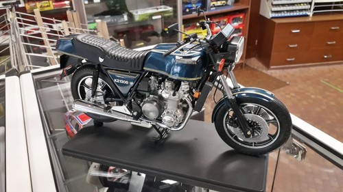 Kawasaki 1300 scale - scale, nito