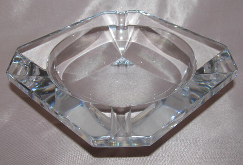 Cendrier cristal saint - en,
