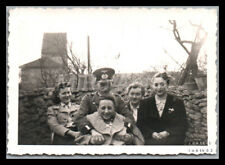 Photo, WW2, coq dans le poulailler, soldat et 4 jeunes filles, 5026-1380
