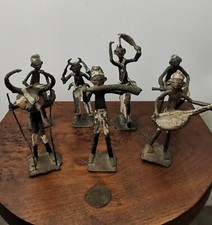 Groupe de 7 danseurs en bronze Mossi – Art africain – Bronze à la cire perdue – 