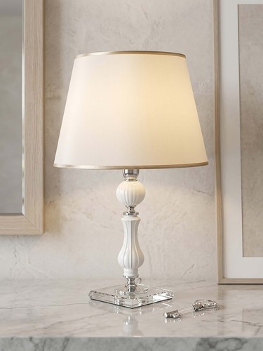 Grand lampadaire classique - classique, en