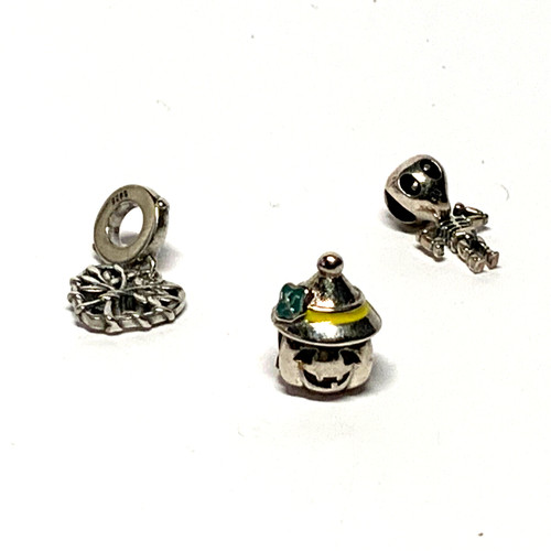 Charm pandora lot - charm,