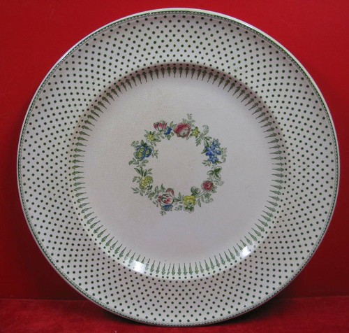 Assiette plate fleurie