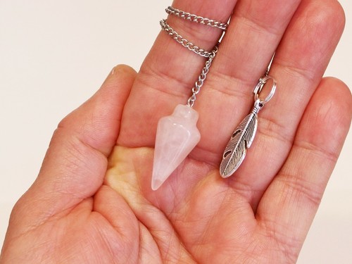 Petit pendule en quartz - pendule,