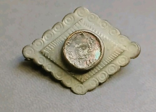 Magnifique petite fibule - petite,