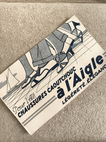 Publicité papier chaussures