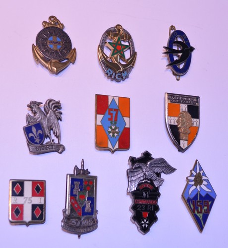 Insignes regimentaires - 9,