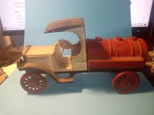 CAMION citernne en FONTE -