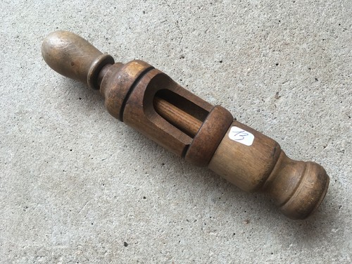 Old tool outil - (n°13),