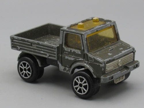 Camion unimog tout terrain - unimog,