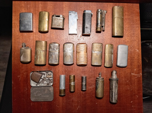Rare lot de 19 - !,