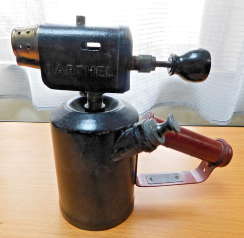 Lampe souder ancienne - à,