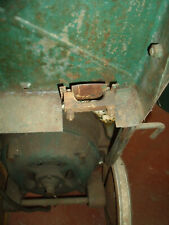 CALE BOIS D EPOQUE DE MAINTIEN CABLES ELECTRIQUES GONFLEUR COMPRESSEUR MICHELIN