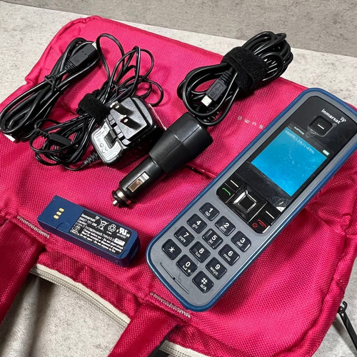 Téléphone portable satellite