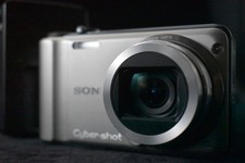 [US Duty Paid] Sony Cyber-shot DSC-HX5V Gold Compact Digital Camera Japan 7599