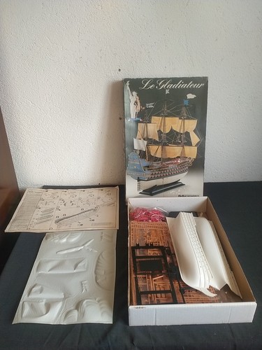 Maquette vintage heller 200 - maquette, 1/200