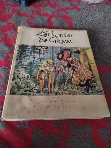 Ancien livre les contes - les,
