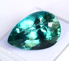 Taille poire en pierre facettée 38,45 ct certifiée saphir vert D d'excellente...