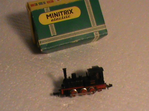 Locomotive vapeur n - locomotive, à