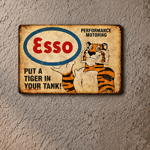Vintage wall decor - , esso