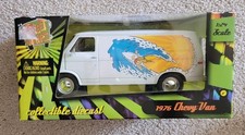 Street Whipz 1976 Chevy Van Planet Toys 1:24 NEW Diecast 2006