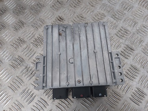 Calculateur moteur siemens - calculateur,