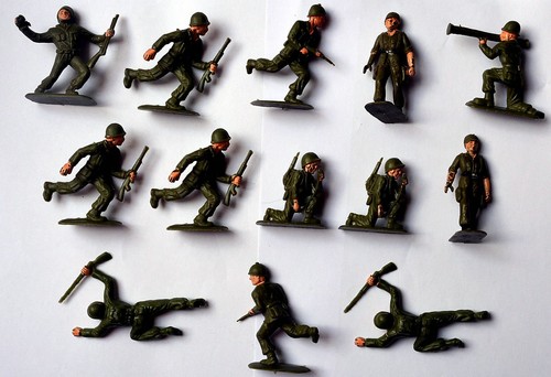 Lot soldats en - 13,