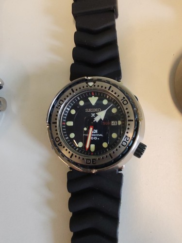 Montre pour homme limitée