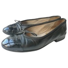 CHANEL Ballerines cuir de veau