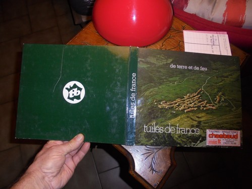 Les différentes tuiles - différentes,