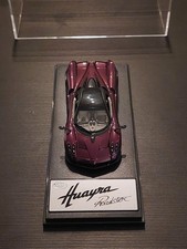 Pagani Huayra Roadster - LCD