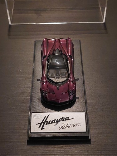 Pagani huayra roadster - huayra, lcd